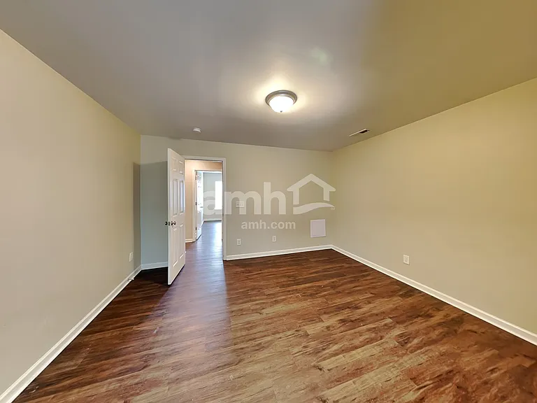 5711 Falkirk Ln — Photo 15