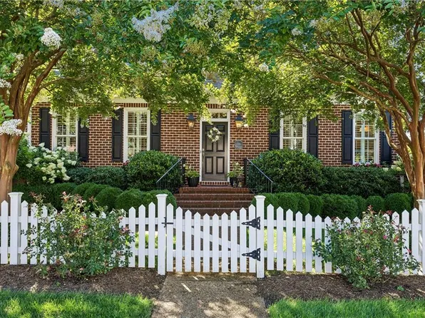 200 Portstewart, Williamsburg, VA 23188