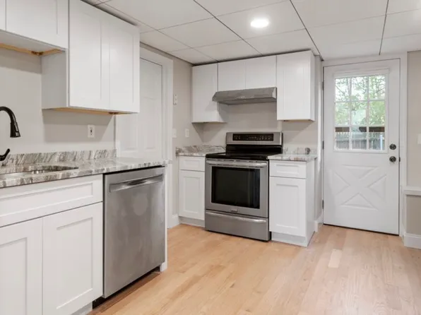 88 Newell St, West Warwick, RI 02893