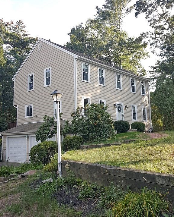 1st image of 34 Lisa Ave