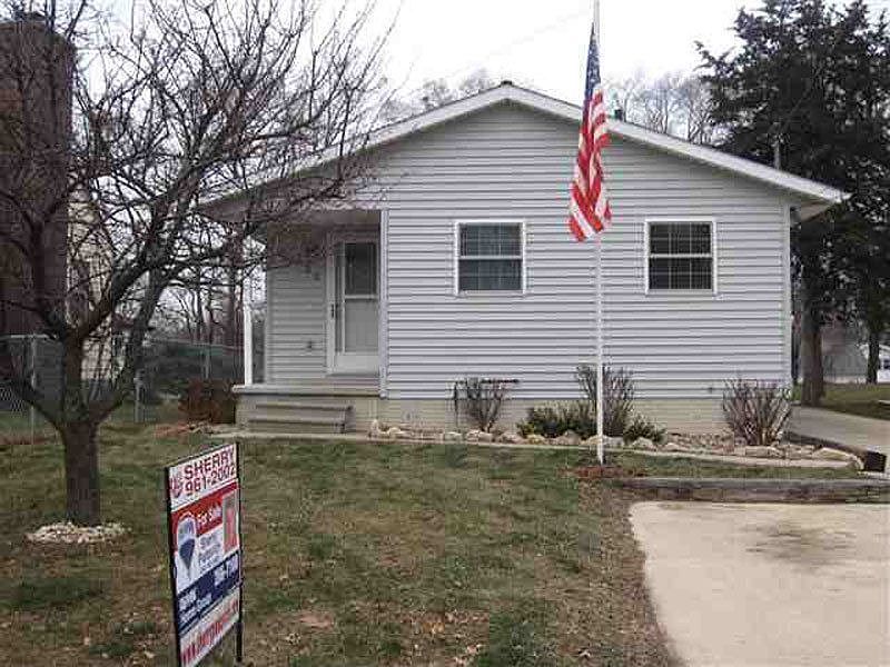 1st image of 620 Home Acres Ave