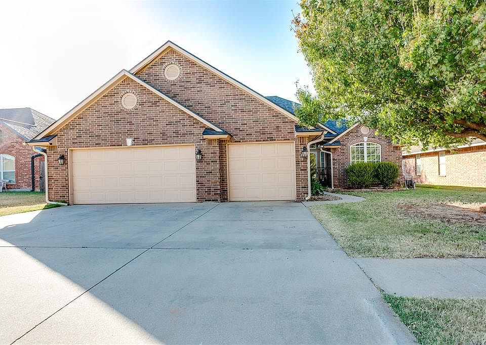 1st image of 3821 Pamela Ln
