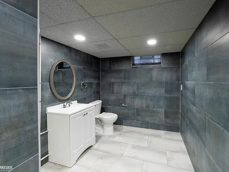 107 Bloomfield Blvd — Photo 35