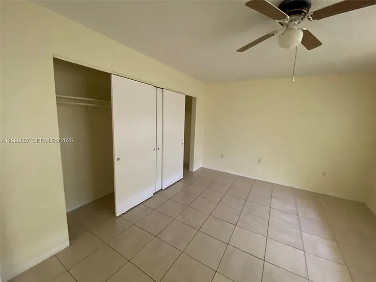 2400 NE 188th St #2404 — Photo 9