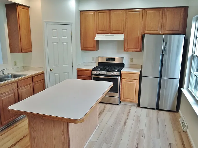 1283 Wanda Dr — Photo 9