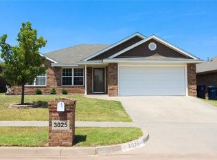 3025 SE 95th St, Moore, OK 73160