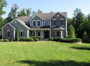 1 Callaway Ct, Ballston Lake, NY 12019