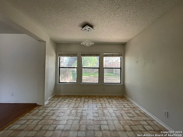 9611 Diamond Stone — Photo 12