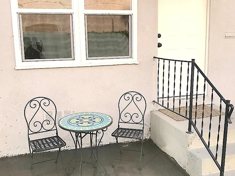 14551 1/2 Hart St — Photo 2