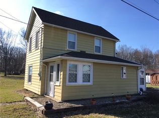 2240 Saint Clair Ave, Newton Falls, OH 44444