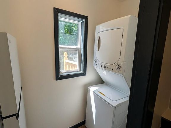 Unit Photo