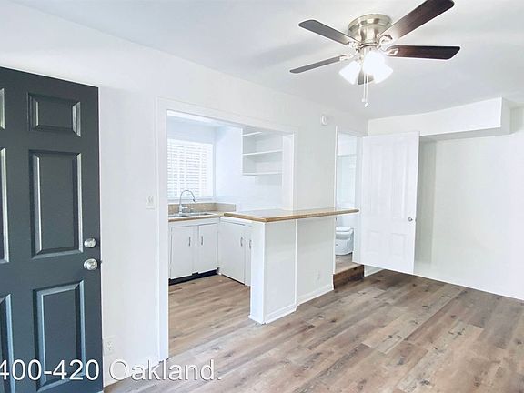 2nd image of 402 S Oakland Ave APT 402