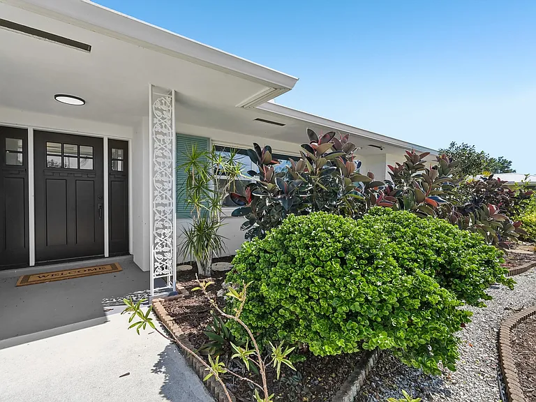 6735 Keystone Dr — Photo 5