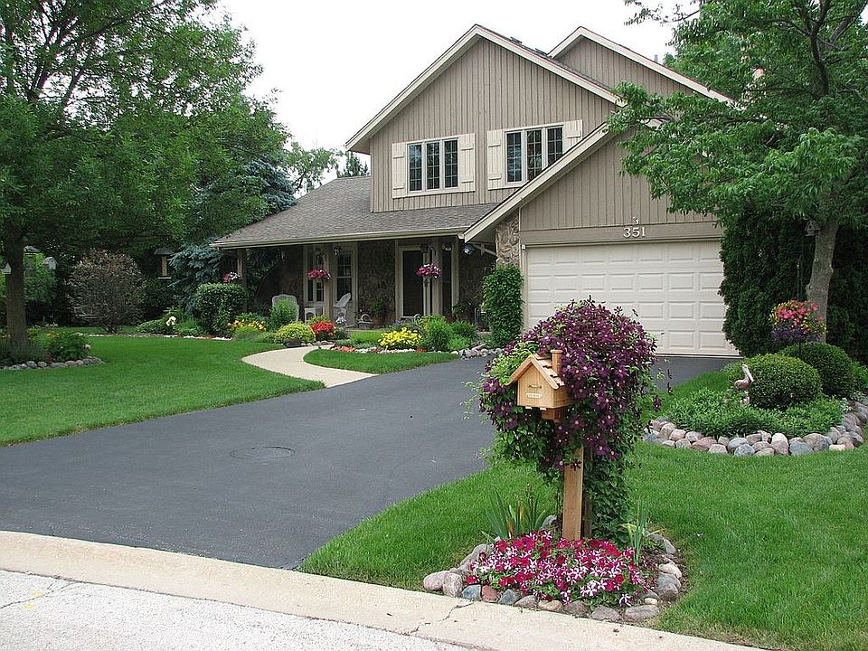 2nd image of 351 White Oak Ct