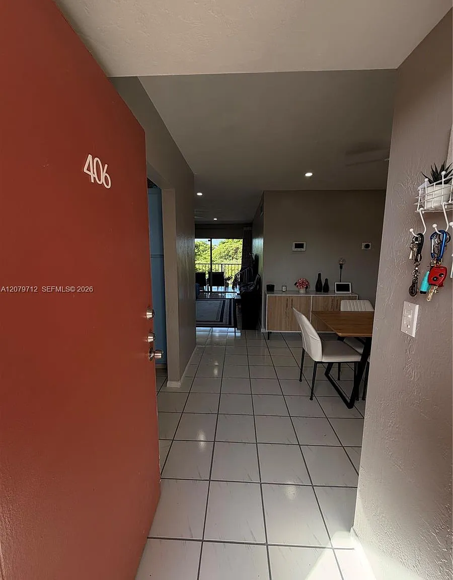 Ramblewood Condo A — Photo 1