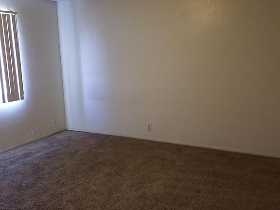 3rd image of 3398 Armada Dr APT 6