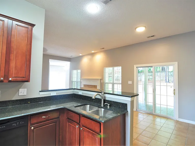 206 Horseshoe Bnd N — Photo 21