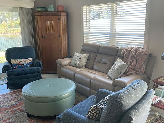 4th image of 3433 Keith Ln