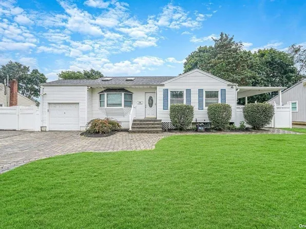 38 Morton Street, Brentwood, NY 11717