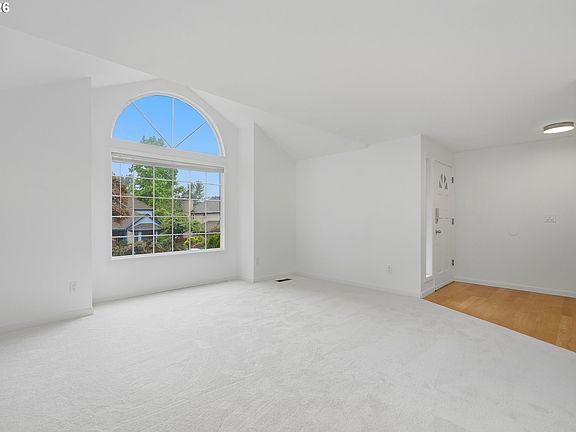 3rd image of 13841 SE Hampshire Ct