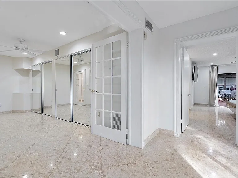 1240 SW 14th Ave — Photo 27