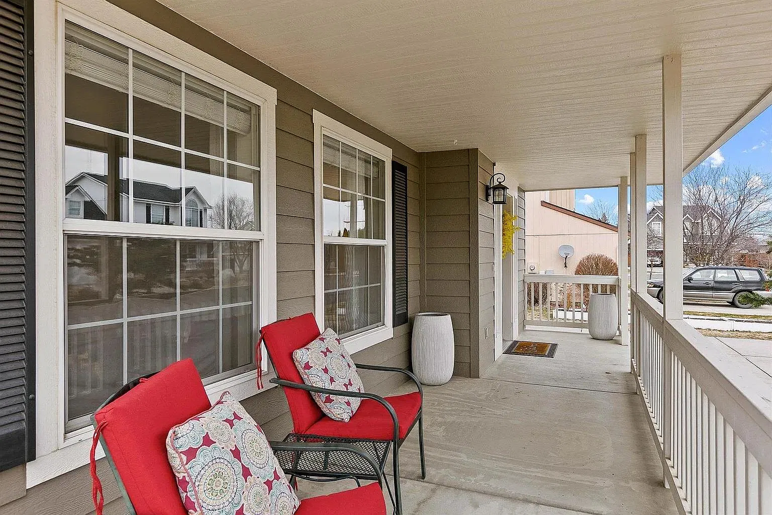 5210 S Stone Ln — Photo 4