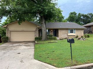1918 E 14th Pl, Ada, OK 74820