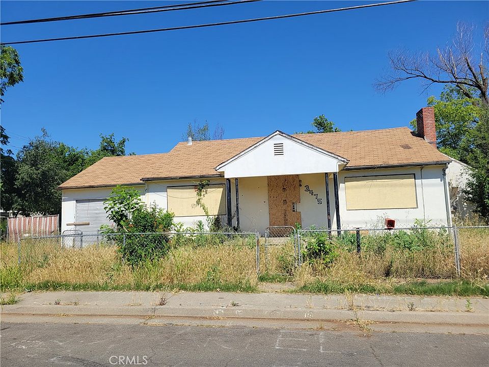 2nd image of 3475 Roseben Ave