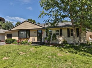 70 Skycrest Dr, Rochester, NY 14616