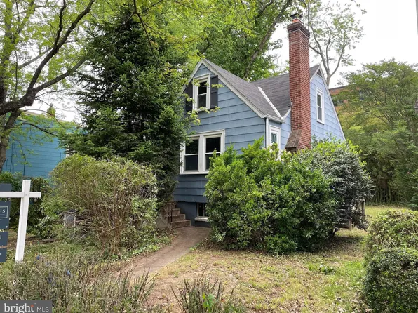 5113 Sherier Pl NW, Washington, DC 20016