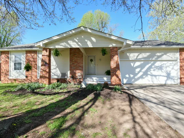 3409 S Rogers Avenue, Springfield, MO 65804