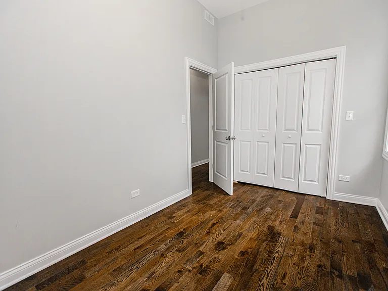 1644 N Kedzie Ave — Photo 10
