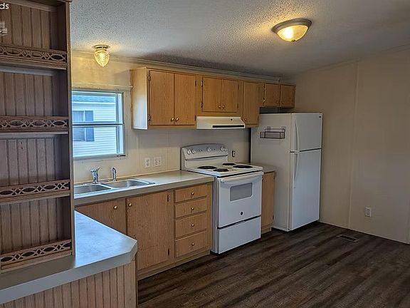 5th image of 220 Maple Ln Lot 125