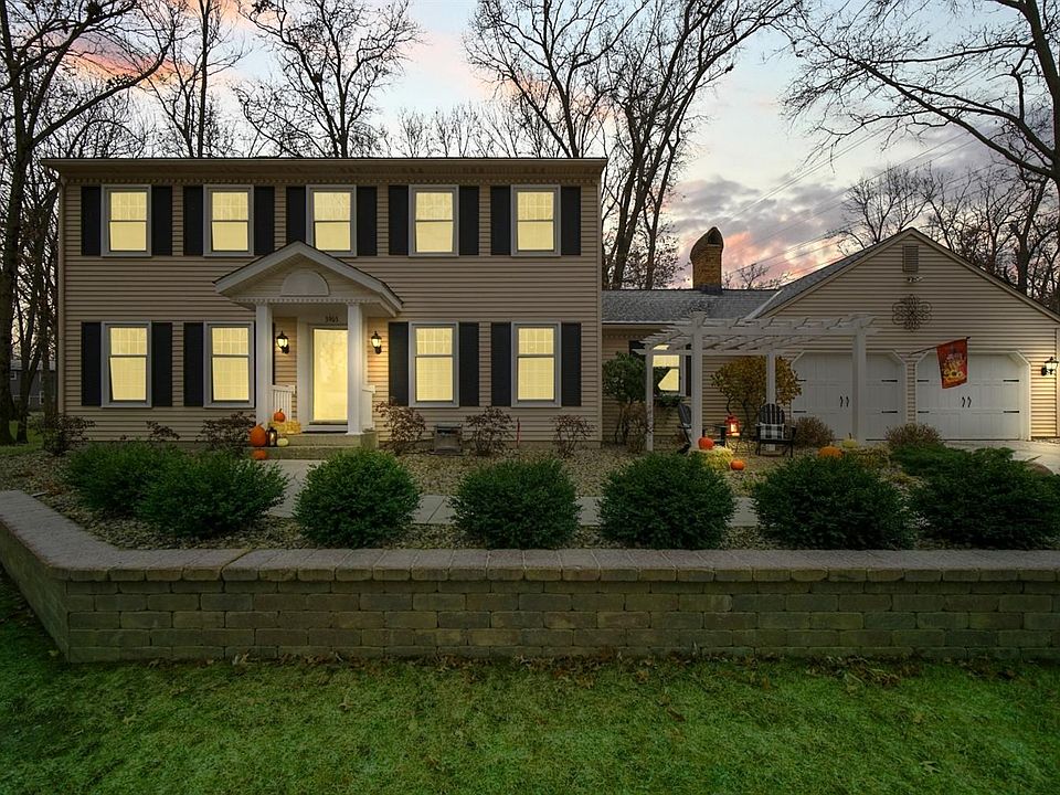 1st image of 3903 Sleighbell Ln