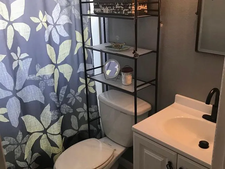 upstairs bathroom