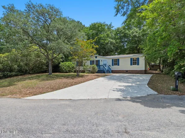 7821 Niffer Lane, Wilmington, NC 28412