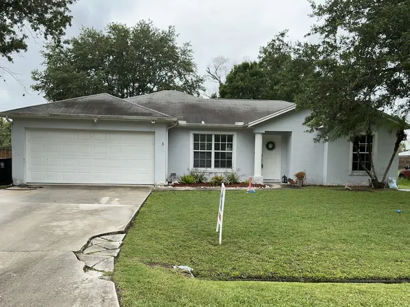 1668 SE Nancy Ln, Port Saint Lucie, FL 34983