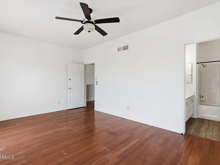 1026 W Libra Dr — Photo 20