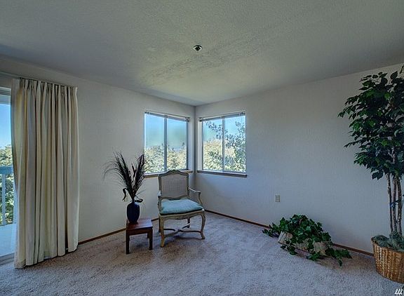 5th image of 28606 16th Ave S APT 204