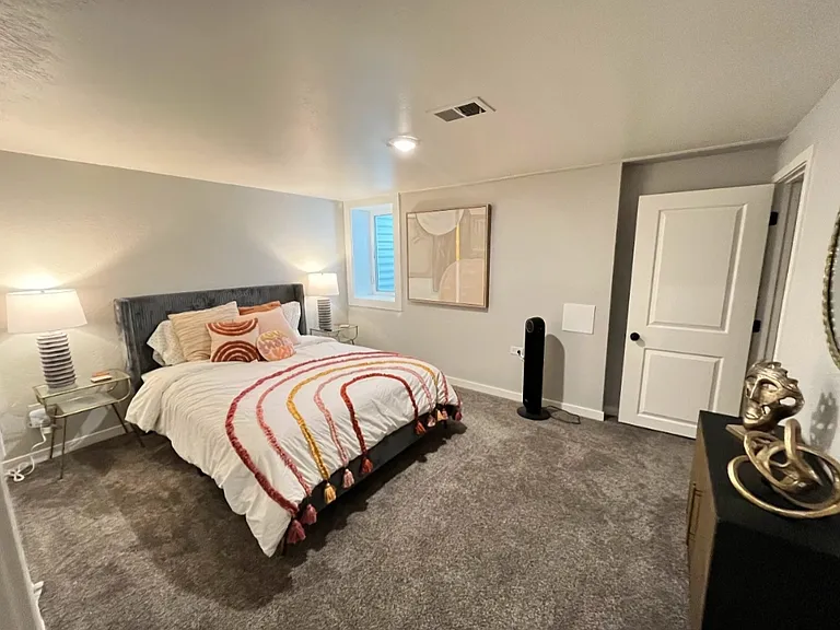 401 Leo Ln #B — Photo 1