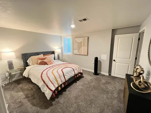 401 Leo Ln #B, Denver, CO 80260