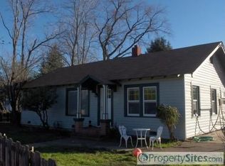 1549 Ada St, Redding, CA 96001