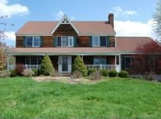 8 Jocelyn Ct, Hampton, NJ 08827