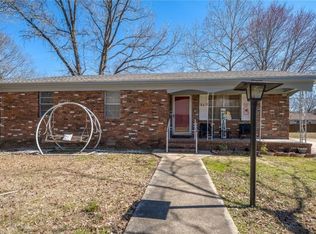 402 3rd Ave SE, Reform, AL 35481