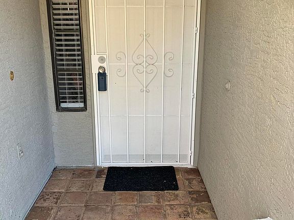 4th image of 7845 W Myrtle Ave