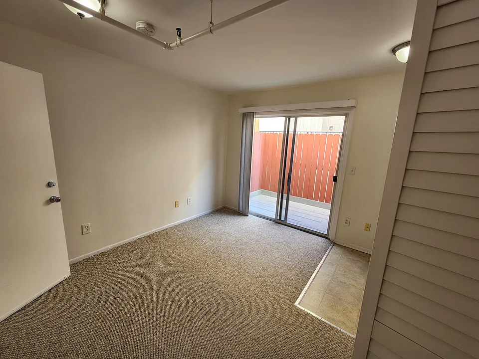 Main Room and big window/door