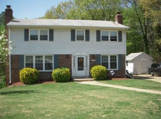 6004 Waynesboro Cir, Springfield, VA 22150