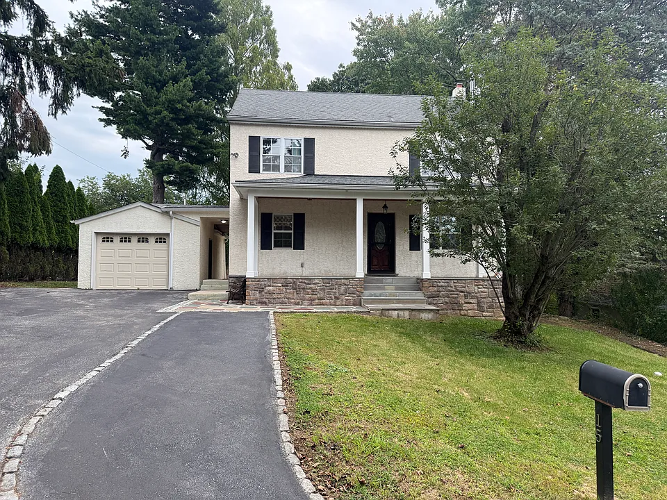 15 Beechwood Ave