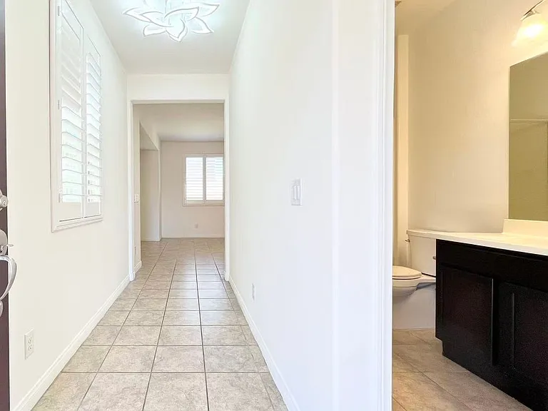 6625 Autumn Breeze St — Photo 3