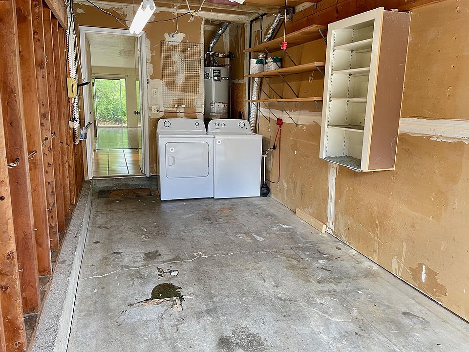 1st image of 262 Ventura Ave